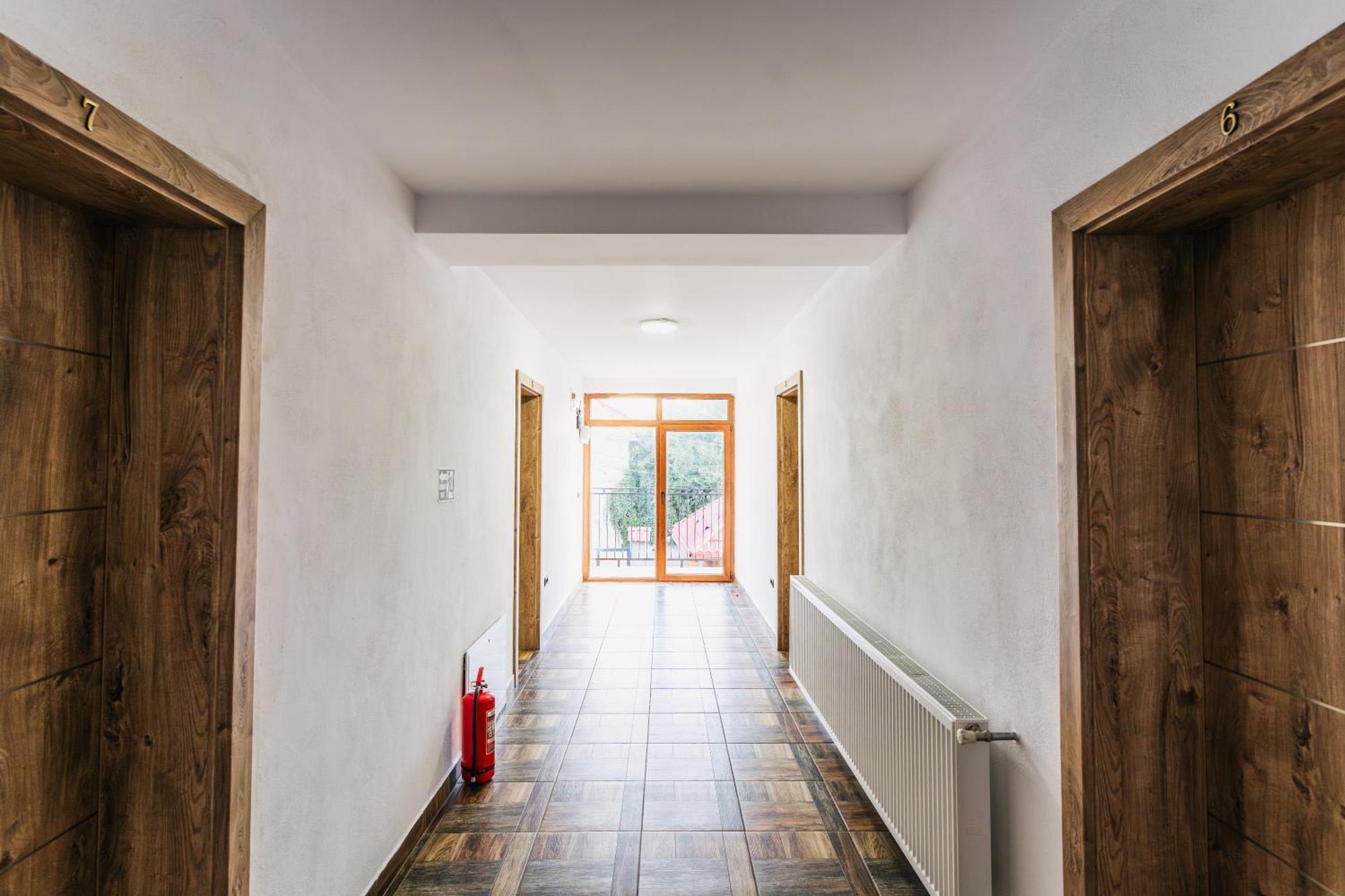 Вилла Casa Diana Rasnov Экстерьер фото
